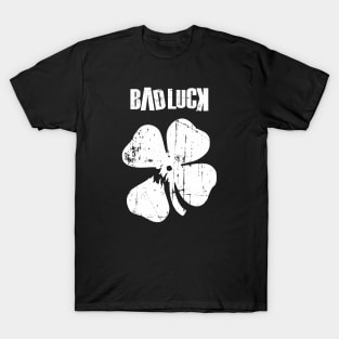 badluck clover leaf T-Shirt